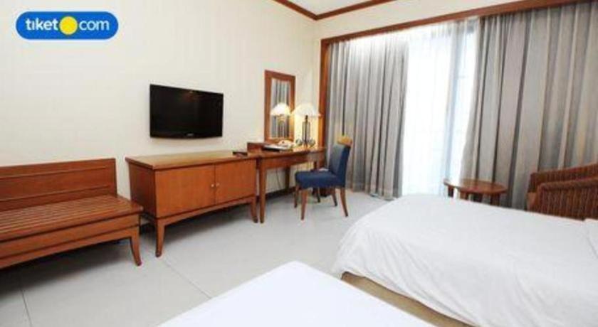 Makassar Golden Hotel Extérieur photo