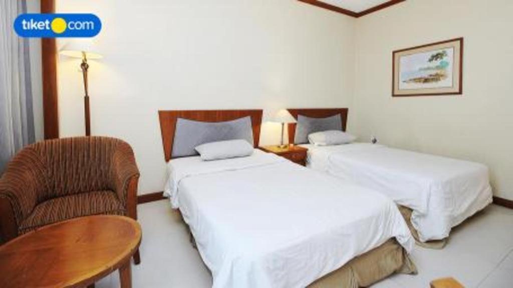 Makassar Golden Hotel Extérieur photo