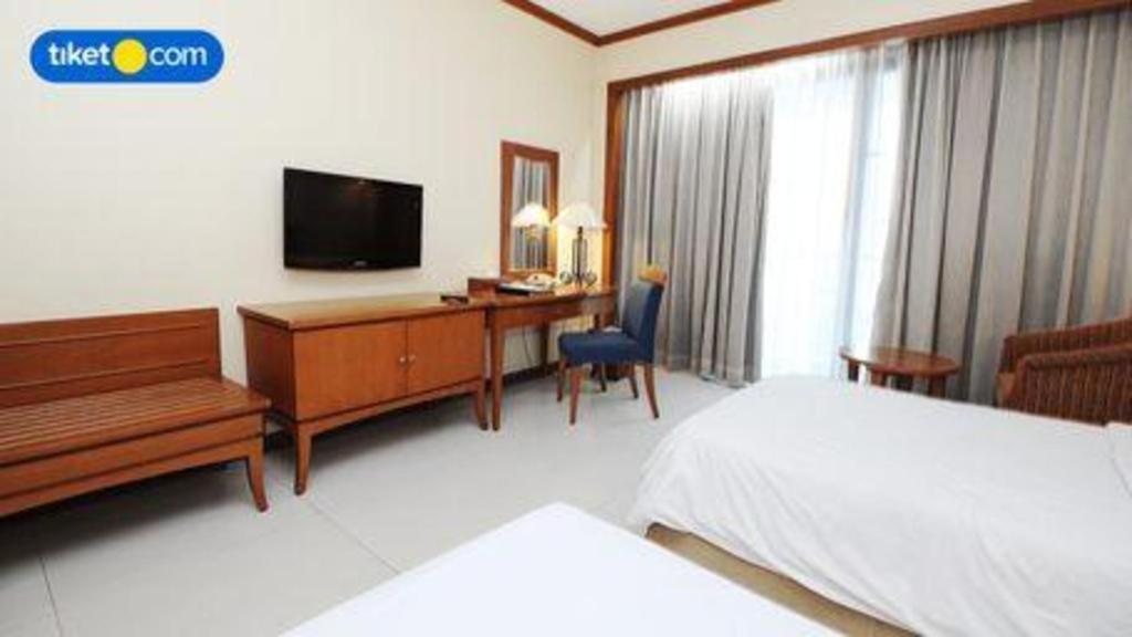 Makassar Golden Hotel Extérieur photo