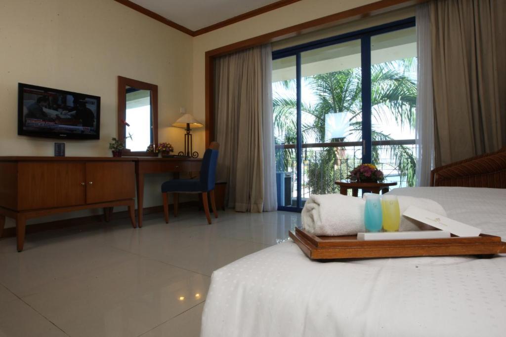 Makassar Golden Hotel Chambre photo